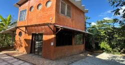 Sobrado + 4 apartamentos – Eldorado – Alto Paraíso de Goiás Sobrado + 4 apartamentos – Eldorado – Alto Paraíso de Goiás