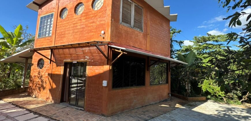 Sobrado + 4 apartamentos – Eldorado – Alto Paraíso de Goiás