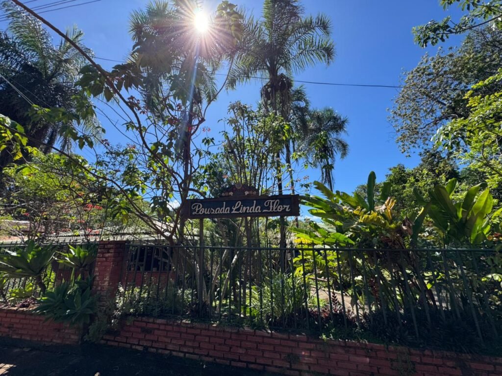 Pousada em funcionamento – Centro – Alto Paraíso de Goiás – Chapada dos Veadeiros