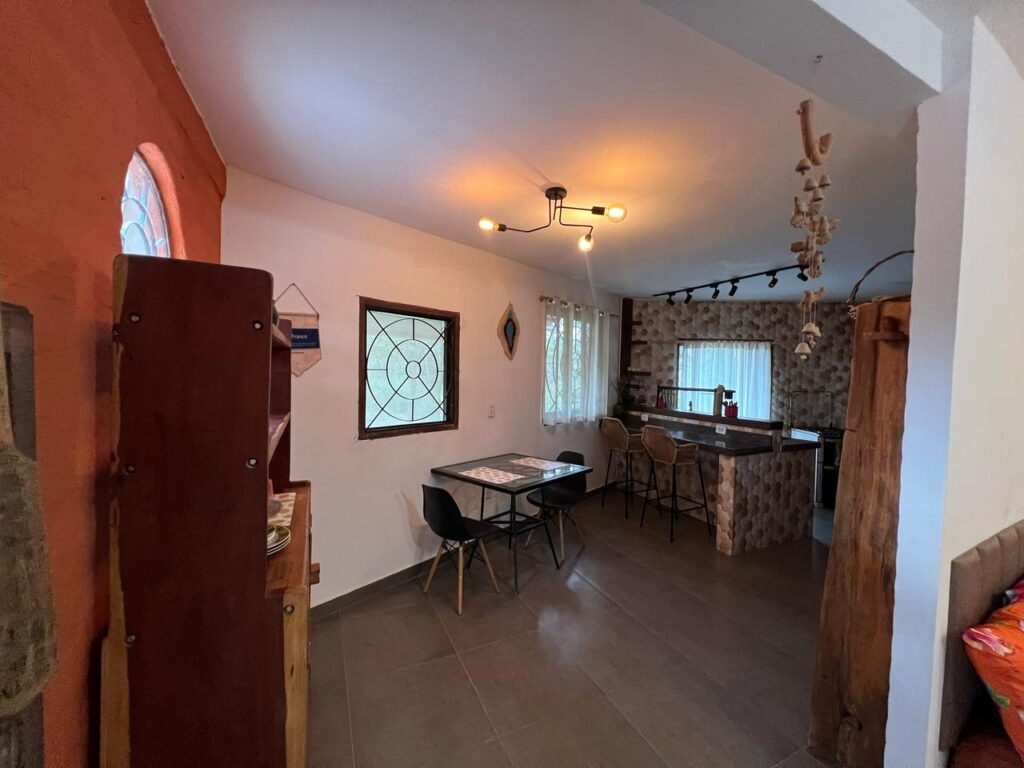 Sobrado + 4 apartamentos – Eldorado – Alto Paraíso de Goiás