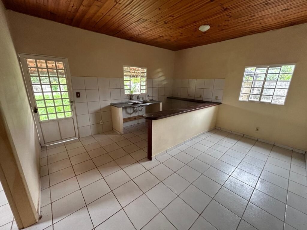 Casa + Ponto Comercial – Bairro Paraisinho – Alto Paraíso de Goiás