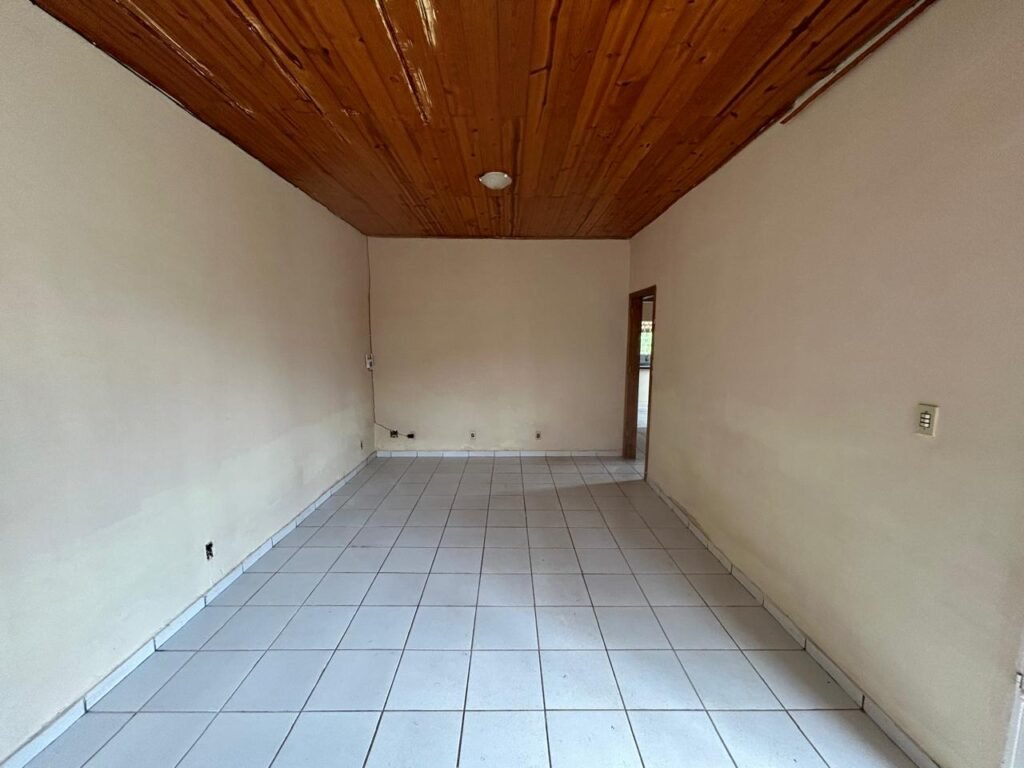 Casa + Ponto Comercial – Bairro Paraisinho – Alto Paraíso de Goiás