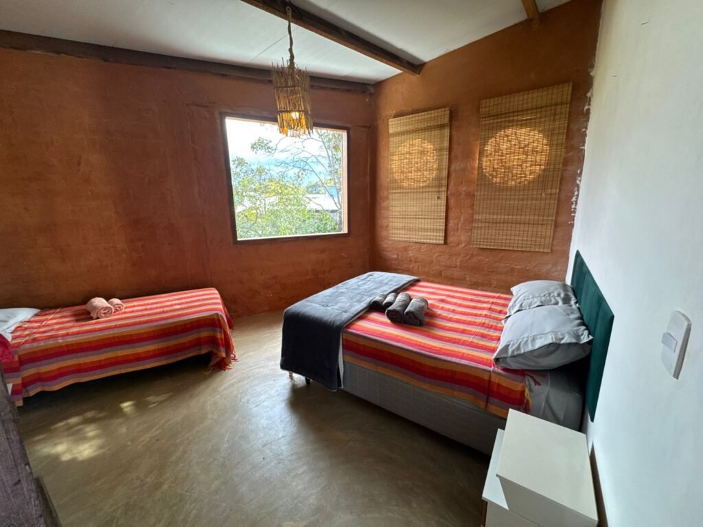 Sobrado + 4 apartamentos – Eldorado – Alto Paraíso de Goiás