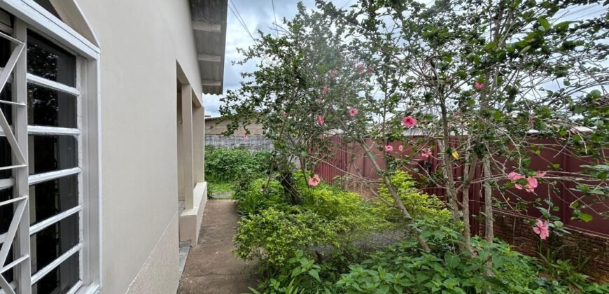 Casa + Ponto Comercial – Bairro Paraisinho – Alto Paraíso de Goiás