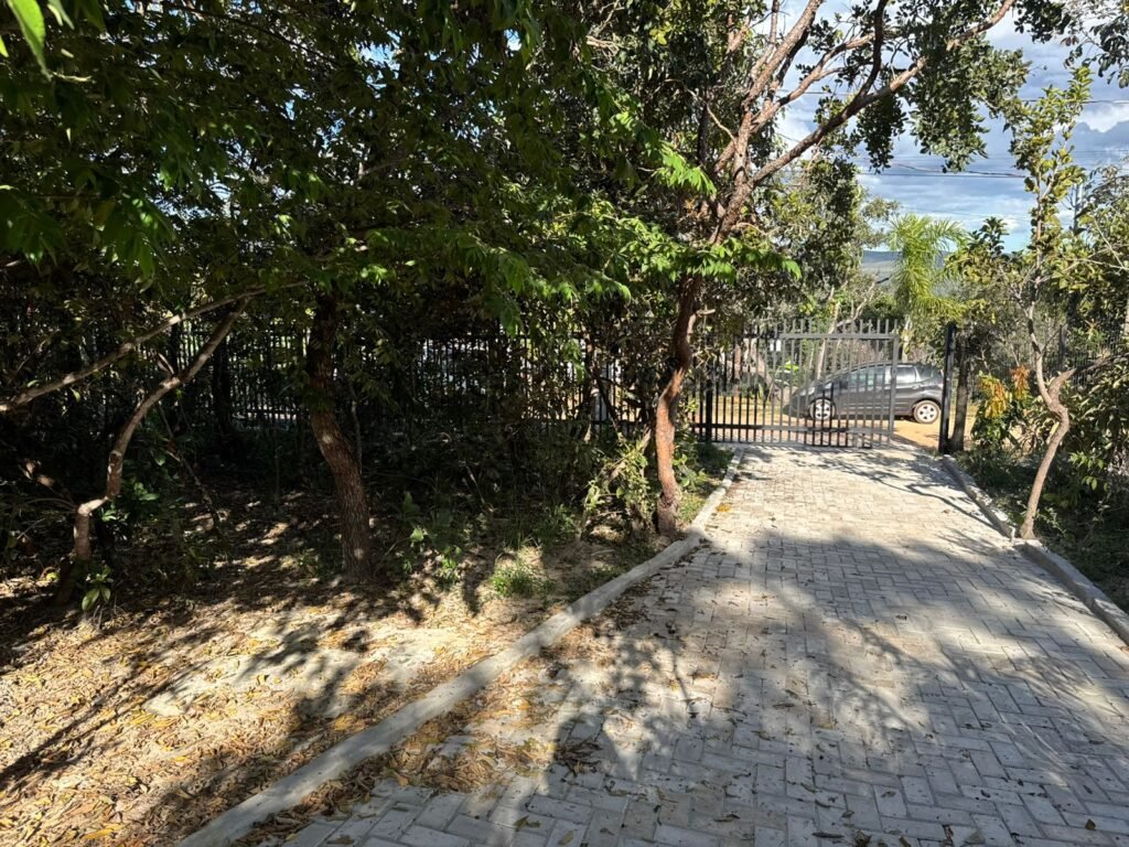 Sobrado + 4 apartamentos – Eldorado – Alto Paraíso de Goiás