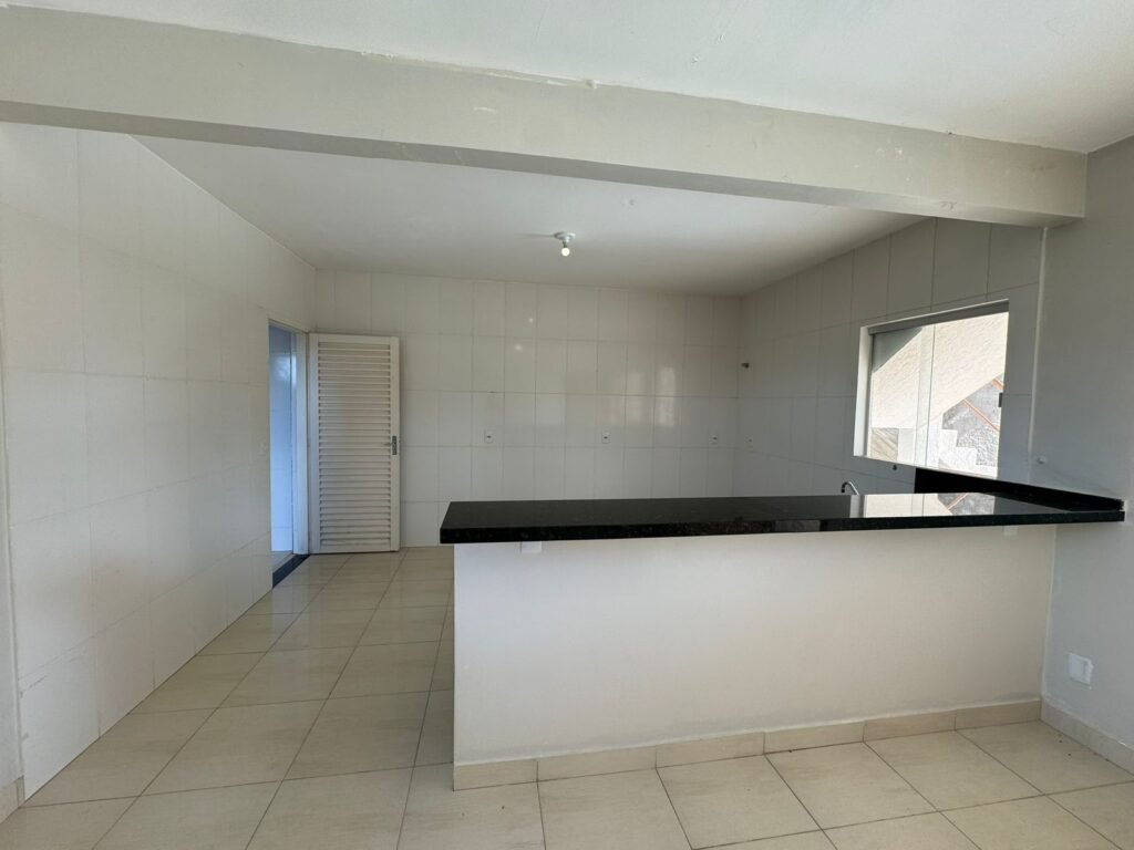 VENDE-SE PRÉDIO COM DUAS CASAS – ÓTIMA OPORTUNIDADE EM ALTO PARAÍSO