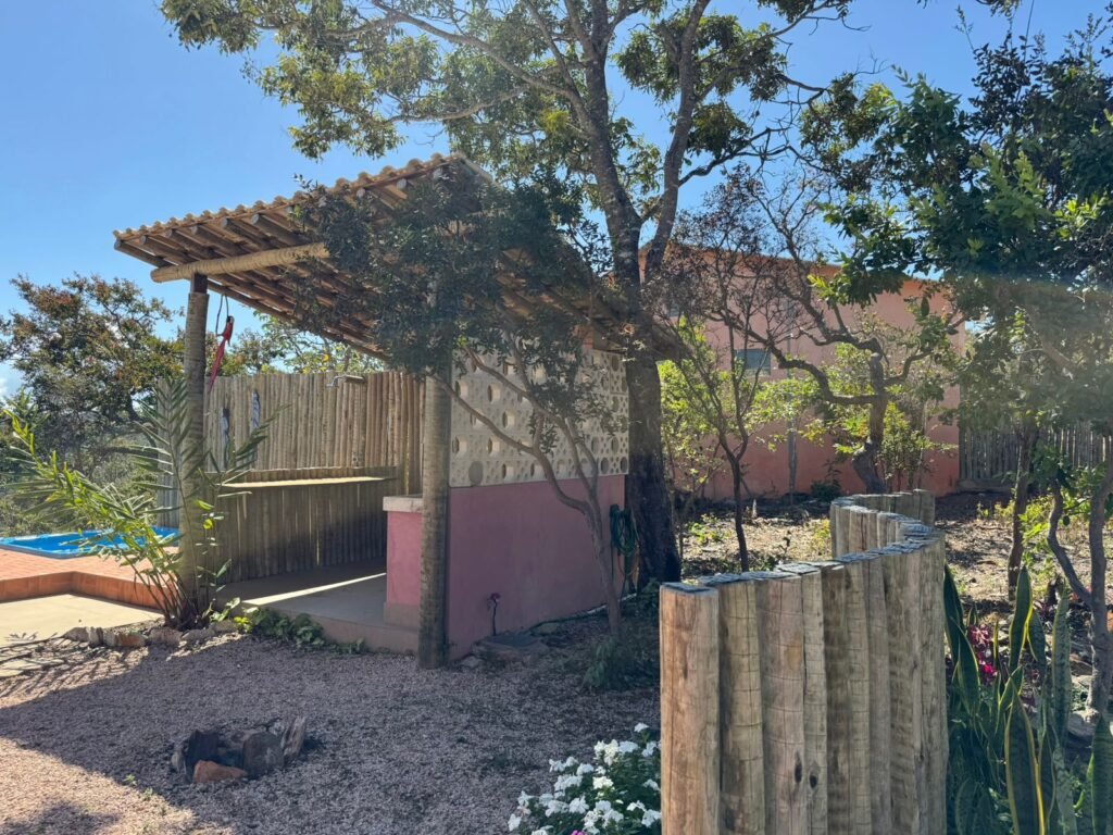 Chácara 4.7ha – Vista Permanente, acesso ao Rio e Conforto na Chapada!