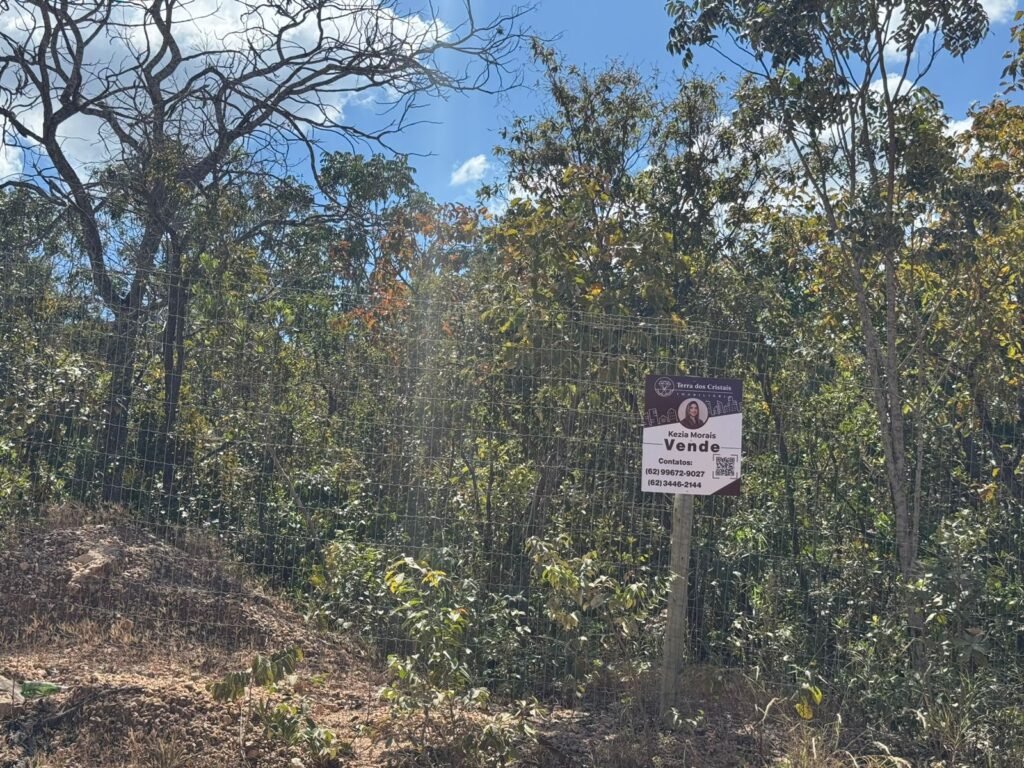 Vende-se Maravilhoso Lote 3.854m2 –  Exclusivo em São Jorge!