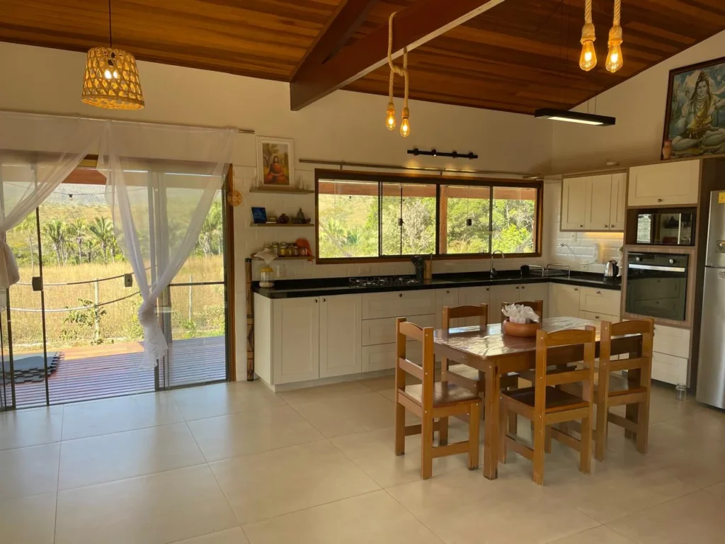 Casa Moderna e Completa no Condomínio Oasis Gaia – Alto Paraíso de Goiás