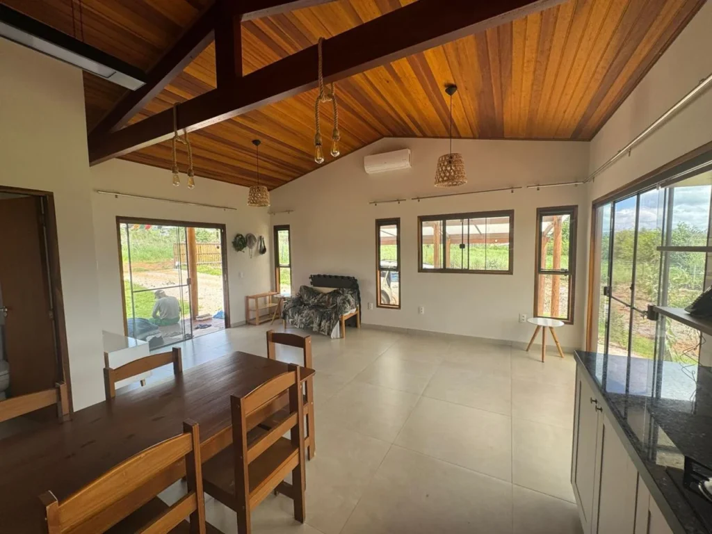 Casa Moderna e Completa no Condomínio Oasis Gaia – Alto Paraíso de Goiás