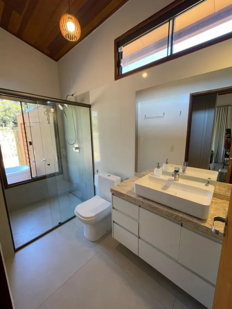 Casa Moderna e Completa no Condomínio Oasis Gaia – Alto Paraíso de Goiás