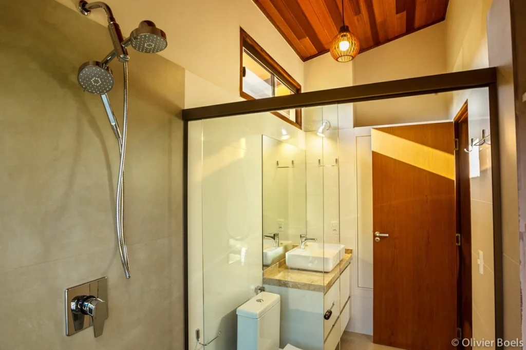 Casa Moderna e Completa no Condomínio Oasis Gaia – Alto Paraíso de Goiás