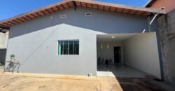Vende-se Casa Espaçosa e Recém-Reformada- Alto Paraíso de Goiás Vende-se Casa Espaçosa e Recém-Reformada- Alto Paraíso de Goiás
