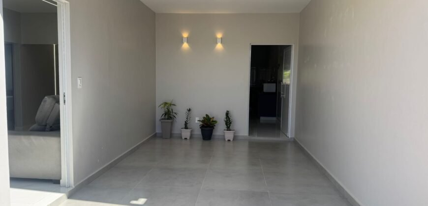 Vende-se Casa Espaçosa e Recém-Reformada- Alto Paraíso de Goiás