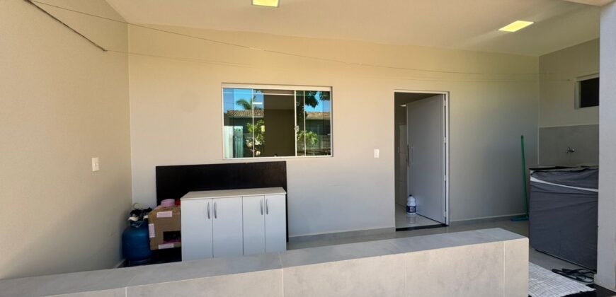 Vende-se Casa Espaçosa e Recém-Reformada- Alto Paraíso de Goiás