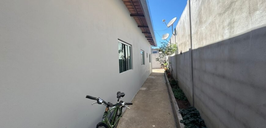 Vende-se Casa Espaçosa e Recém-Reformada- Alto Paraíso de Goiás