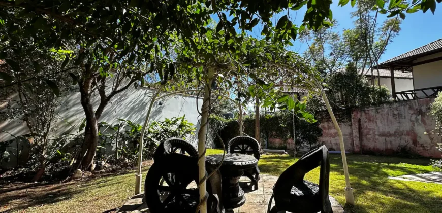 Vende-se Casa no melhor bairro da cidade – Estância Paraíso – Alto Paraíso de Goiás