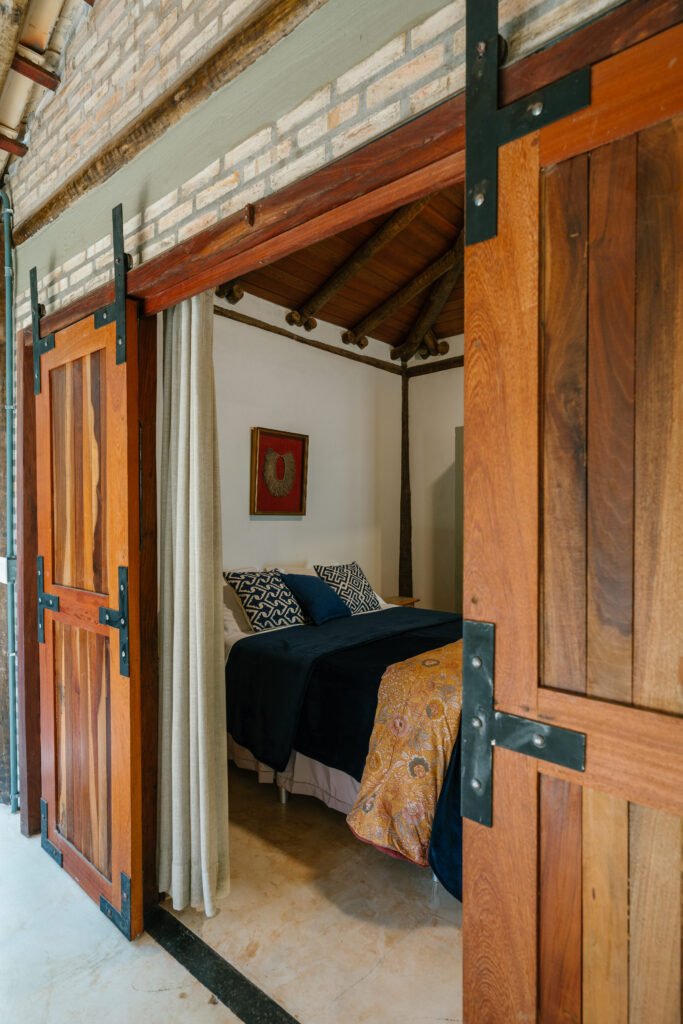 Propriedade – 2 Casas – Rio da Lua – 2 km de São Jorge