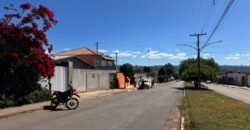 Vende-se Casa Espaçosa e Recém-Reformada- Alto Paraíso de Goiás Vende-se Casa Espaçosa e Recém-Reformada- Alto Paraíso de Goiás