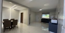 Vende-se Casa Espaçosa e Recém-Reformada- Alto Paraíso de Goiás Vende-se Casa Espaçosa e Recém-Reformada- Alto Paraíso de Goiás