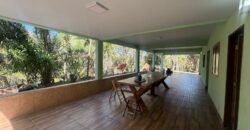 Maravilhosa Chácara – 11 Hectares – Casa de 320m² – Vista Deslumbrante – Nascente  Alto Paraíso – GO 