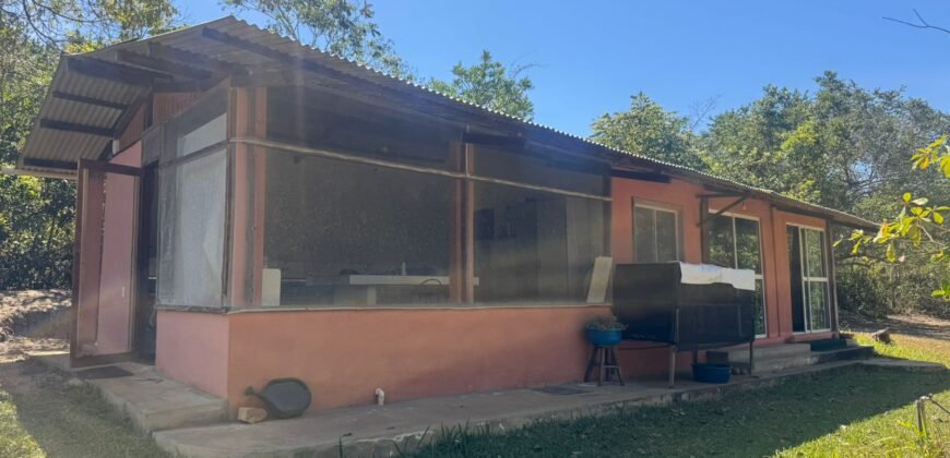 Casa – 4.000m2 – 800m2 da Cachoeira Anjos e Arcanjos – Moinho