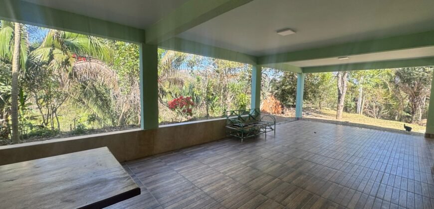 Maravilhosa Chácara – 11 Hectares – Casa de 320m² – Vista Deslumbrante – Nascente  Alto Paraíso – GO 