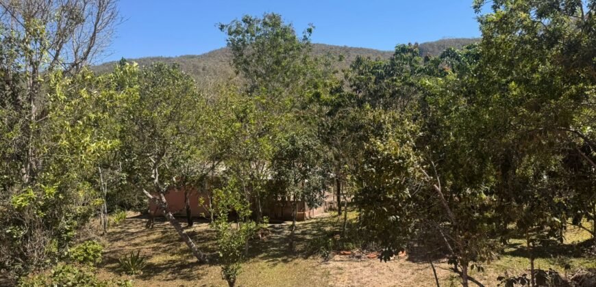 Casa – 4.000m2 – 800m2 da Cachoeira Anjos e Arcanjos – Moinho