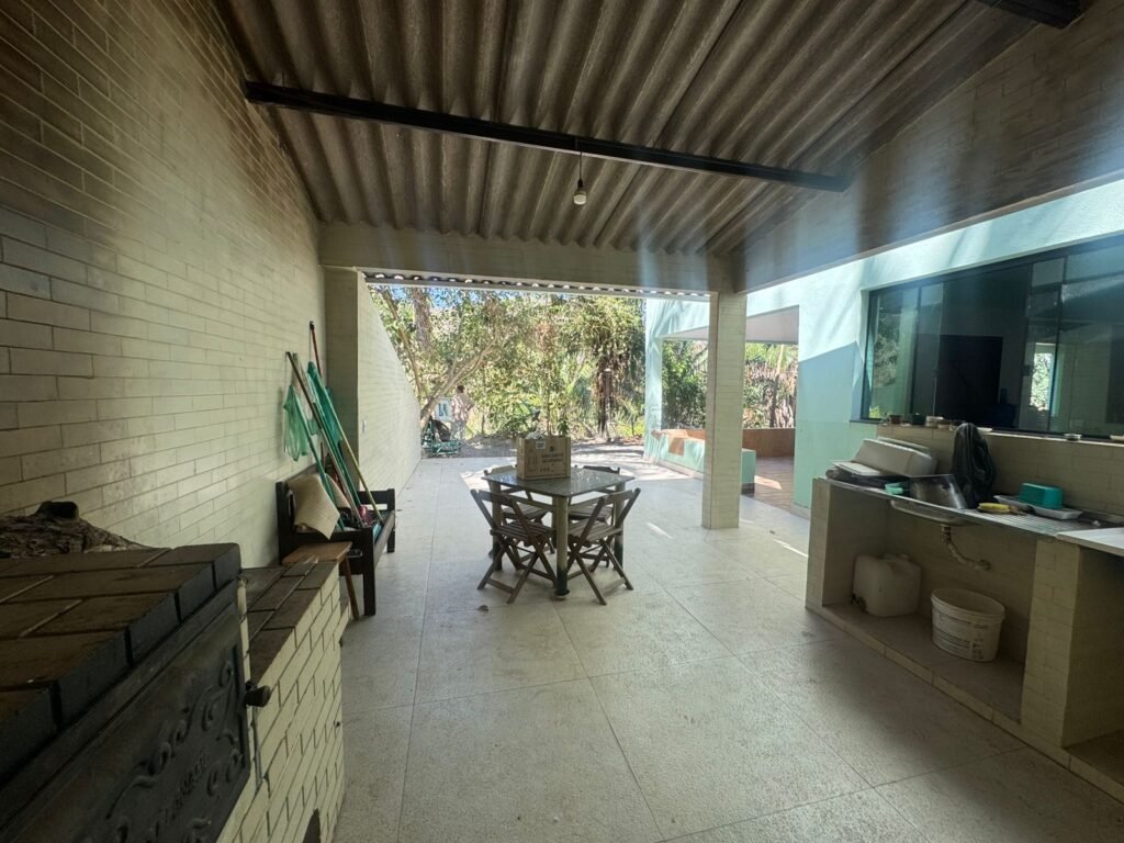 Maravilhosa Chácara – 11 Hectares – Casa de 320m² – Vista Deslumbrante – Nascente  Alto Paraíso – GO 
