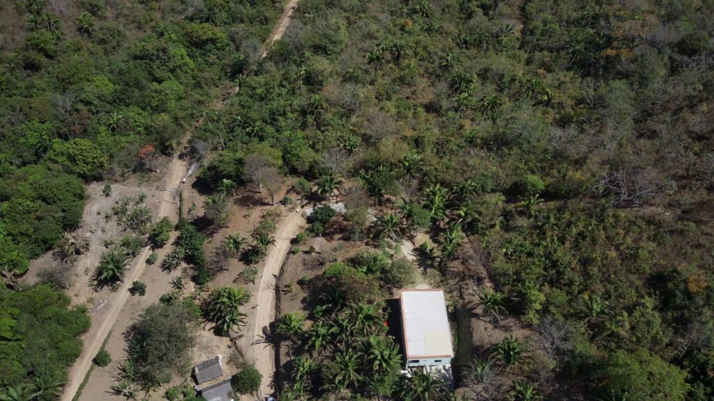 Maravilhosa Chácara – 11 Hectares – Casa de 320m² – Vista Deslumbrante – Nascente  Alto Paraíso – GO 