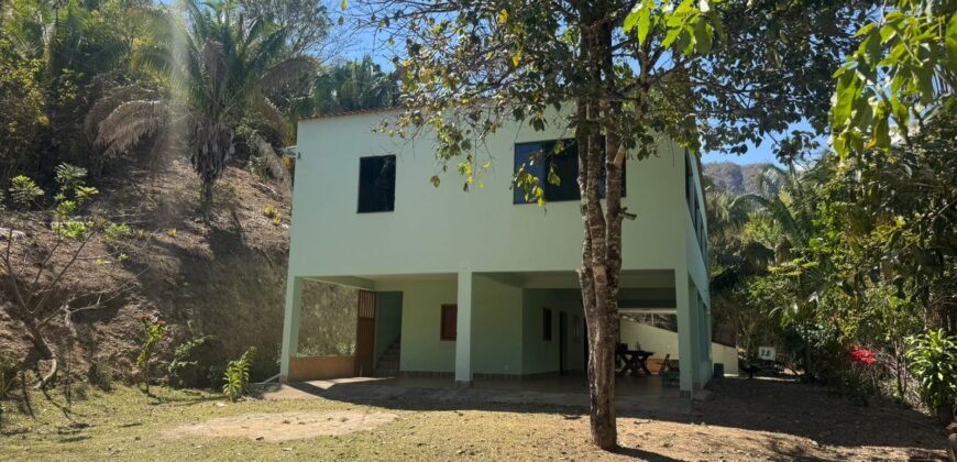 Maravilhosa Chácara – 11 Hectares – Casa de 320m² – Vista Deslumbrante – Nascente  Alto Paraíso – GO 