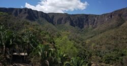 Maravilhosa Chácara – 11 Hectares – Casa de 320m² – Vista Deslumbrante – Nascente  Alto Paraíso – GO 