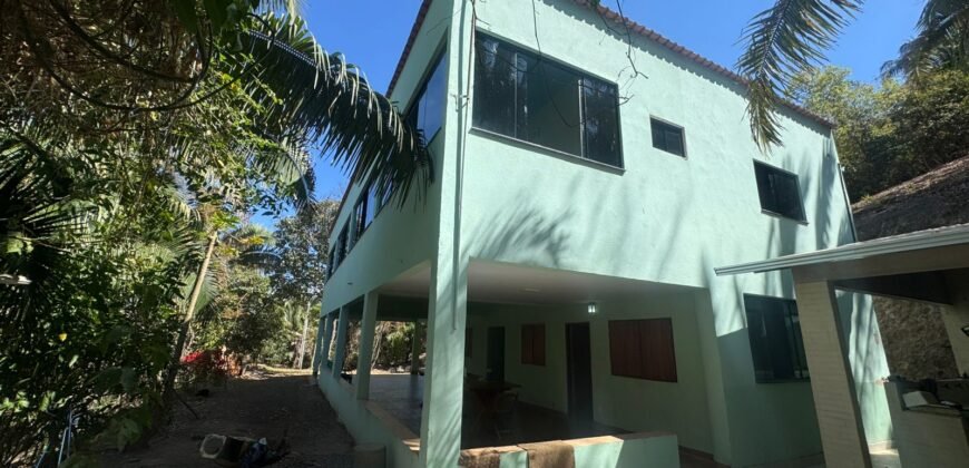 Maravilhosa Chácara – 11 Hectares – Casa de 320m² – Vista Deslumbrante – Nascente  Alto Paraíso – GO 