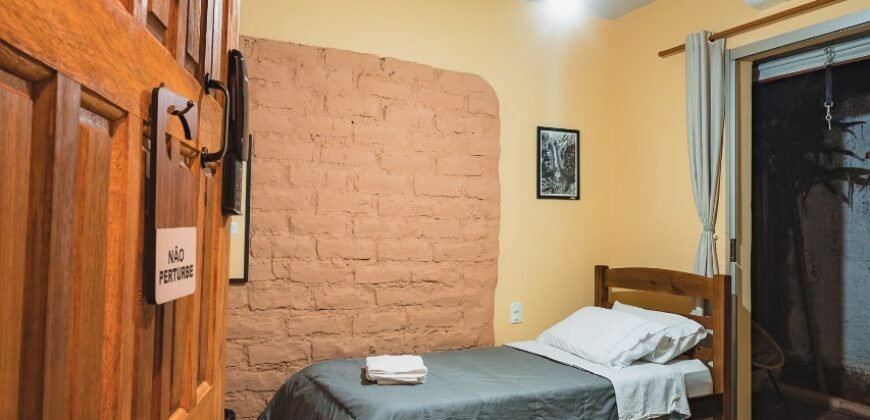 Pousada – 6 Suítes, Porteira Fechada, Região Central, Alto Paraíso de Goiás