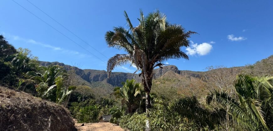 Maravilhosa Chácara – 11 Hectares – Casa de 320m² – Vista Deslumbrante – Nascente  Alto Paraíso – GO 