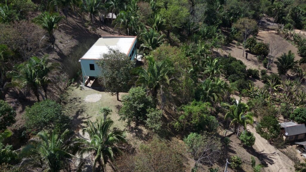 Maravilhosa Chácara – 11 Hectares – Casa de 320m² – Vista Deslumbrante – Nascente  Alto Paraíso – GO 
