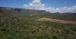 Maravilhosa Chácara – 11 Hectares – Casa de 320m² – Vista Deslumbrante – Nascente  Alto Paraíso – GO 