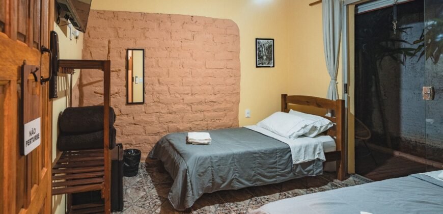 Pousada – 6 Suítes, Porteira Fechada, Região Central, Alto Paraíso de Goiás