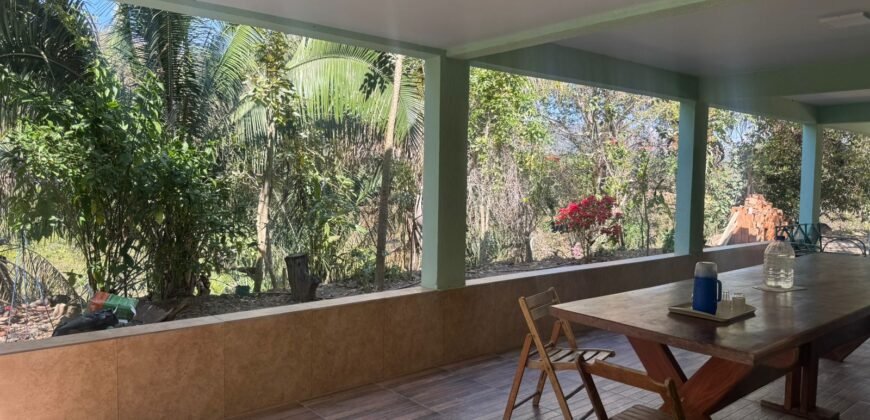 Maravilhosa Chácara – 11 Hectares – Casa de 320m² – Vista Deslumbrante – Nascente  Alto Paraíso – GO 