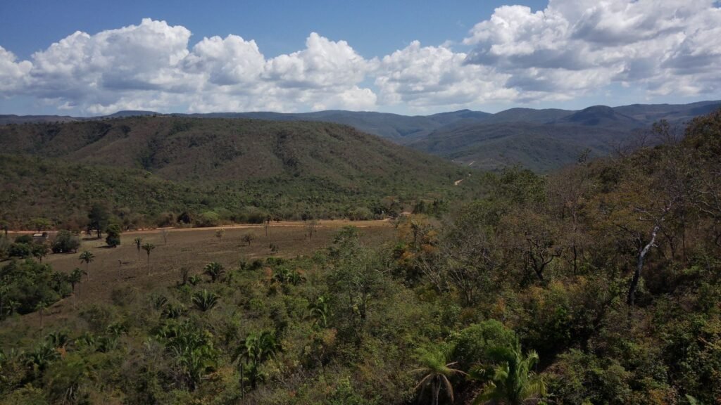 Maravilhosa Chácara – 11 Hectares – Casa de 320m² – Vista Deslumbrante – Nascente  Alto Paraíso – GO 
