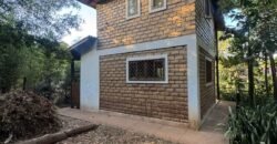 Casa com 2 Andares – Região Central – Alto Paraíso de Goiás Casa com 2 Andares – Região Central – Alto Paraíso de Goiás