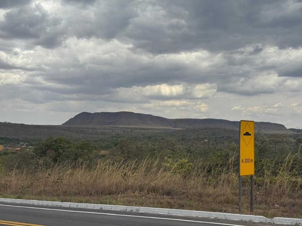 Cháraca 6ha – Córrego – Vista Morro da Baleia – Chapada dos Veadeiros