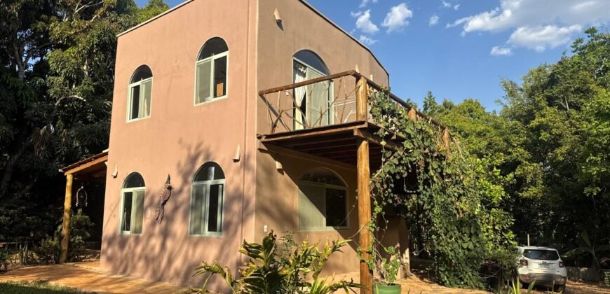 Linda Casa – Povoado do Moinho – Próximo Cachoeira Anjos e Arcanjos – Chapada dos Veadeiros