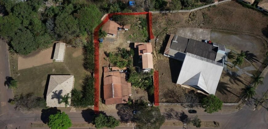 Vende-se Prédio Comercial – 2.300m2 em Localização Privilegiada – Alto Paraíso de Goiás Vende-se Prédio Comercial – 2.300m2 em Localização Privilegiada – Alto Paraíso de Goiás