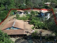 Vende-se Prédio Comercial – 2.300m2 em Localização Privilegiada – Alto Paraíso de Goiás