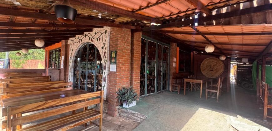 Vende-se Prédio Comercial – 2.300m2 em Localização Privilegiada – Alto Paraíso de Goiás Vende-se Prédio Comercial – 2.300m2 em Localização Privilegiada – Alto Paraíso de Goiás