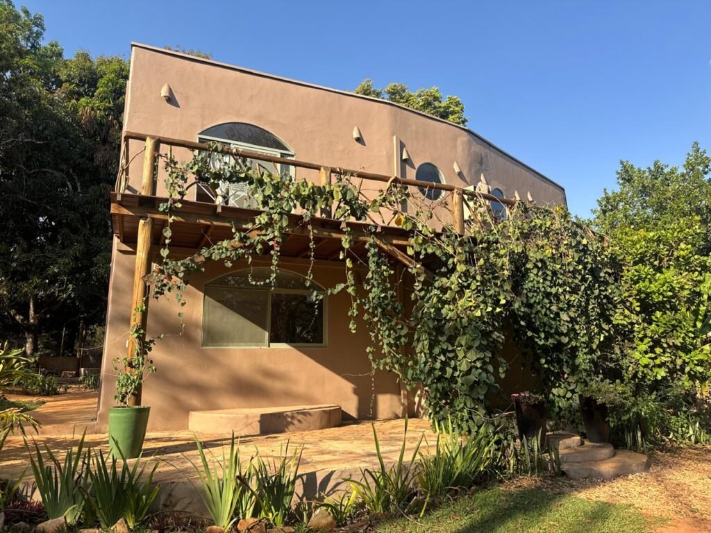 Linda Casa – Povoado do Moinho – Próximo Cachoeira Anjos e Arcanjos – Chapada dos Veadeiros