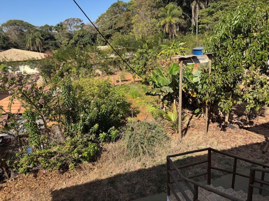Vende-se Prédio Comercial – 2.300m2 em Localização Privilegiada – Alto Paraíso de Goiás