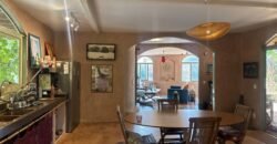 Linda Casa – Povoado do Moinho – Próximo Cachoeira Anjos e Arcanjos – Chapada dos Veadeiros Linda Casa – Povoado do Moinho – Próximo Cachoeira Anjos e Arcanjos – Chapada dos Veadeiros