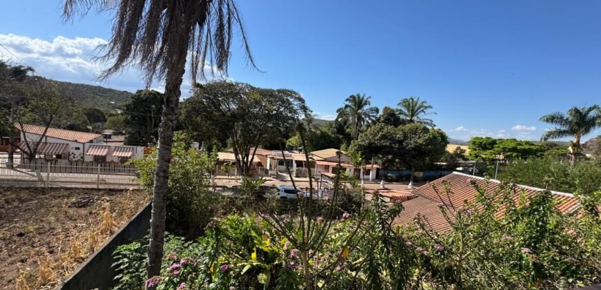 Vende-se Prédio Comercial – 2.300m2 em Localização Privilegiada – Alto Paraíso de Goiás Vende-se Prédio Comercial – 2.300m2 em Localização Privilegiada – Alto Paraíso de Goiás